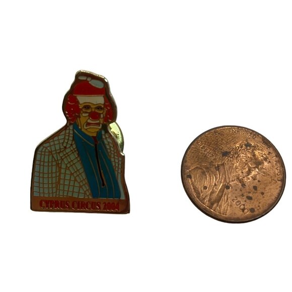 Cyprus Circus 2004 Vintage Clown Enamel Lapel Pin A313 - Picture 2 of 4